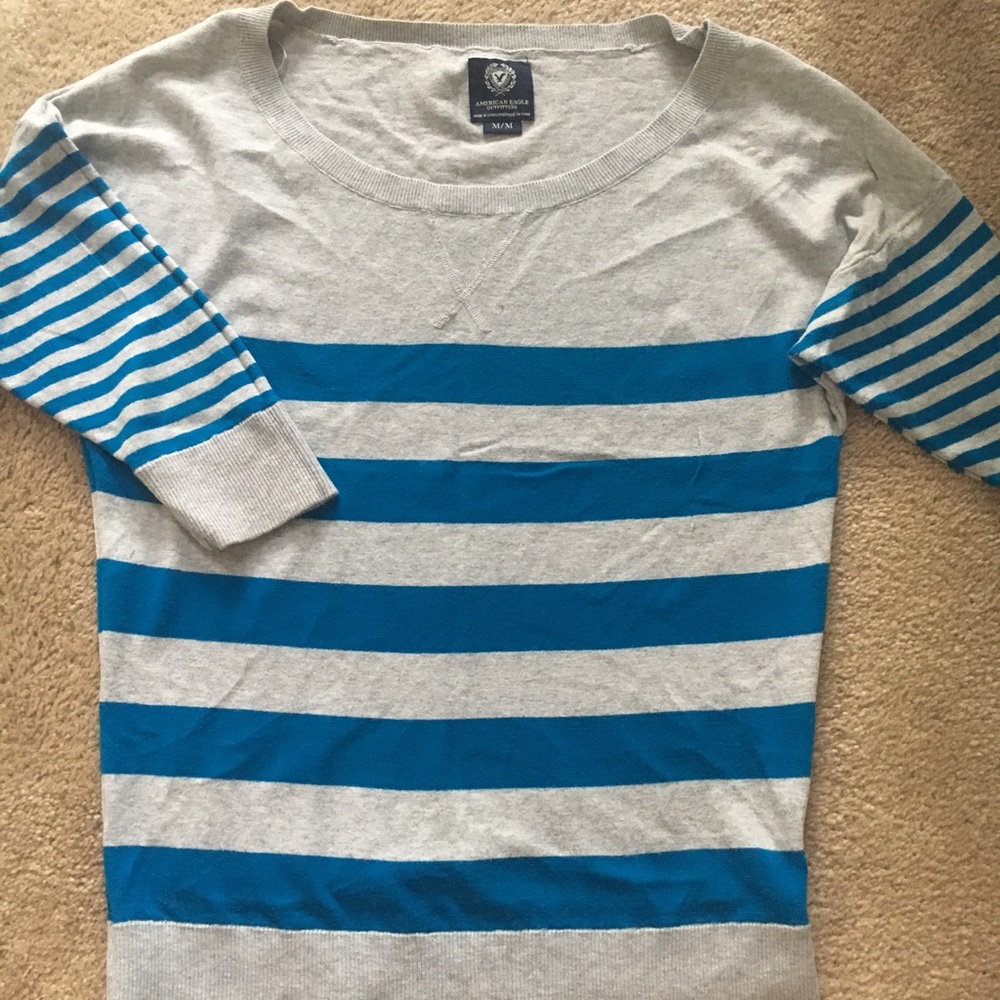 American Eagle Gray/Blue Striped Sweater